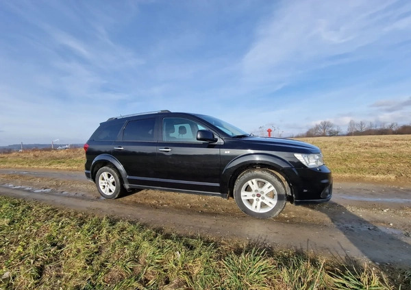 Fiat Freemont cena 47500 przebieg: 232000, rok produkcji 2012 z Jasło małe 172